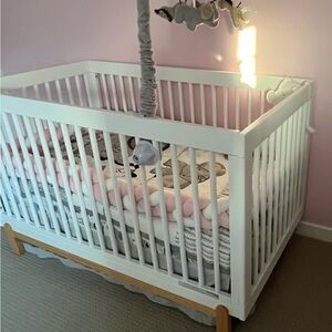Baby crib with matters